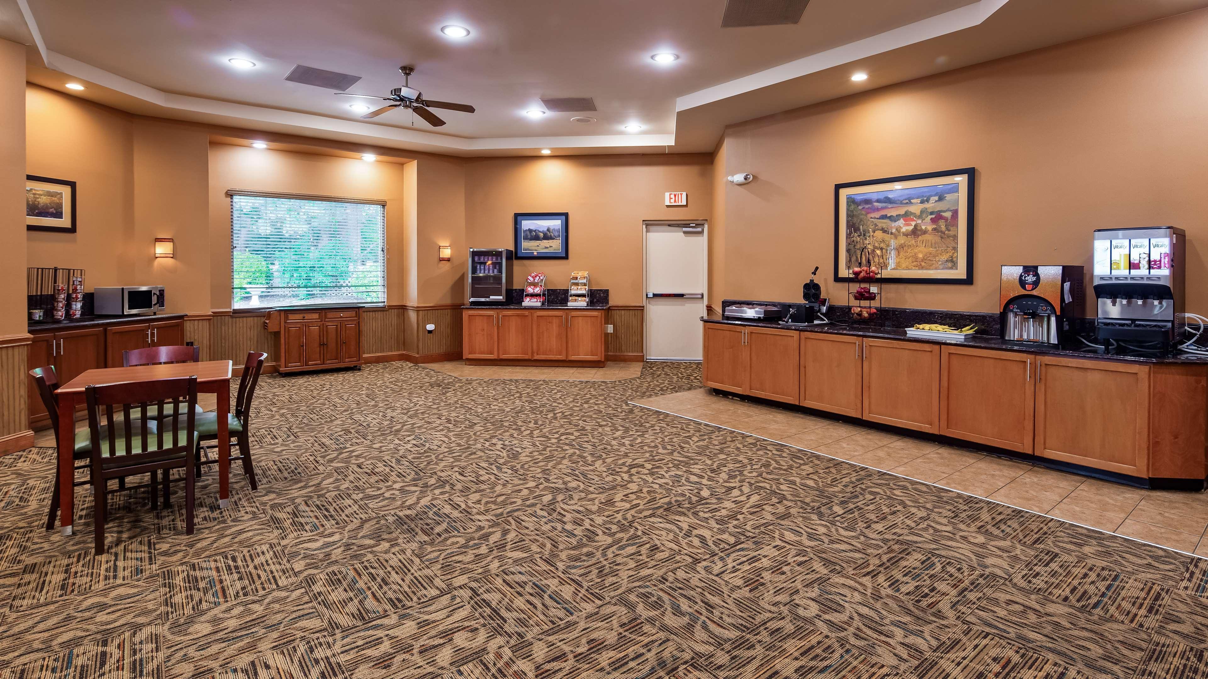 Best Western Plus Inn At Hunt Ridge Lexington Exterior photo