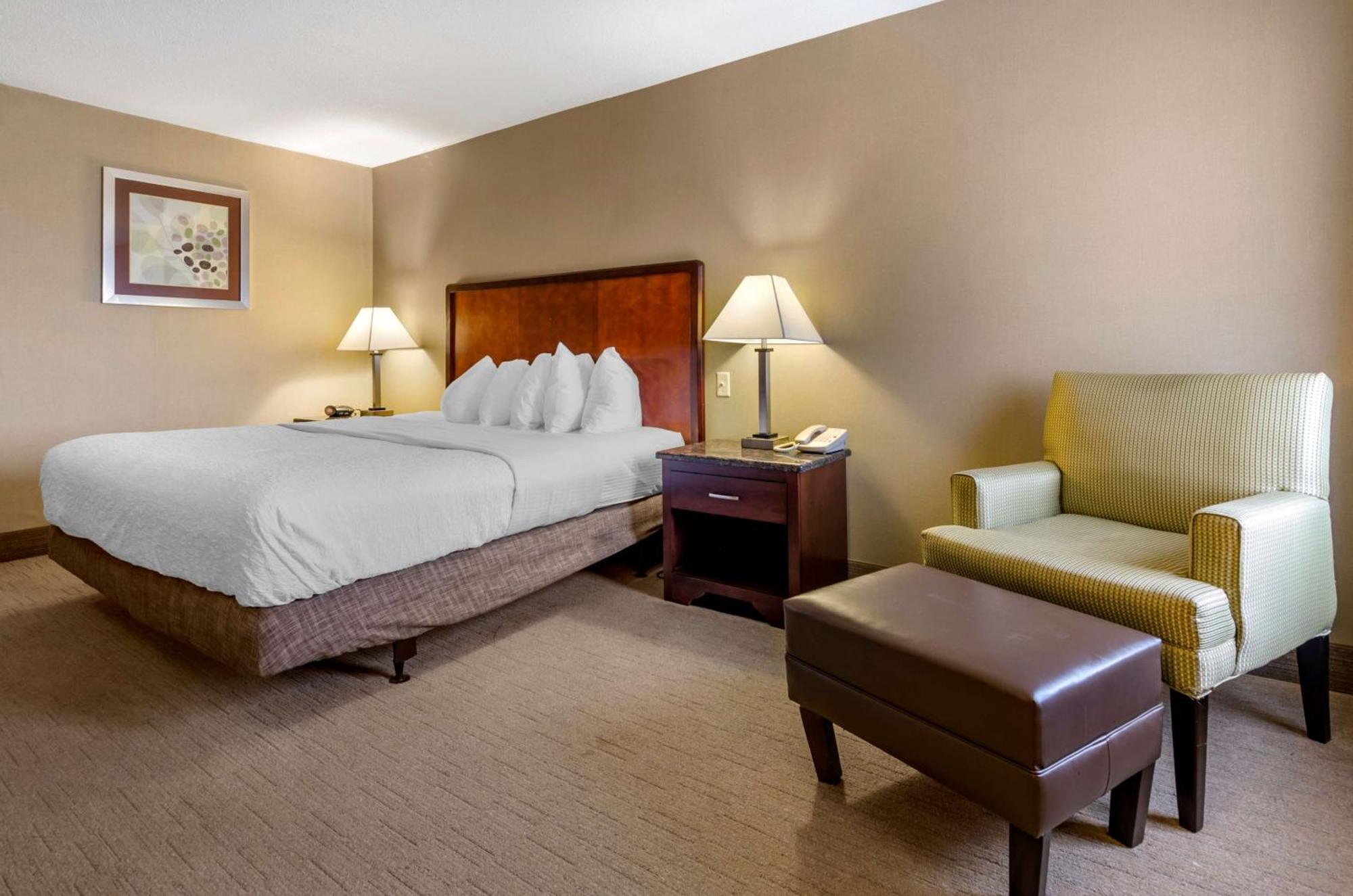 Best Western Plus Inn At Hunt Ridge Lexington Exterior photo